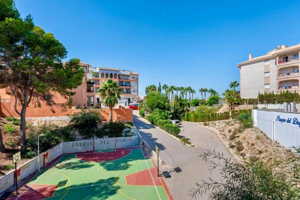 Dúplex en calle Guapiles