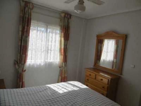 Chalet pareado en calle Niágara, 50