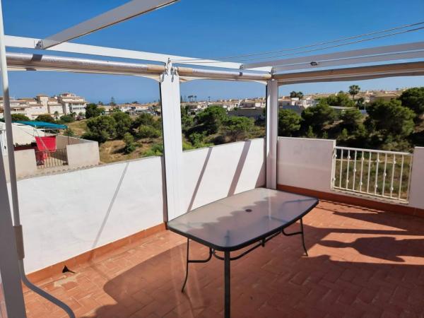 Chalet pareado en calle Niágara, 50