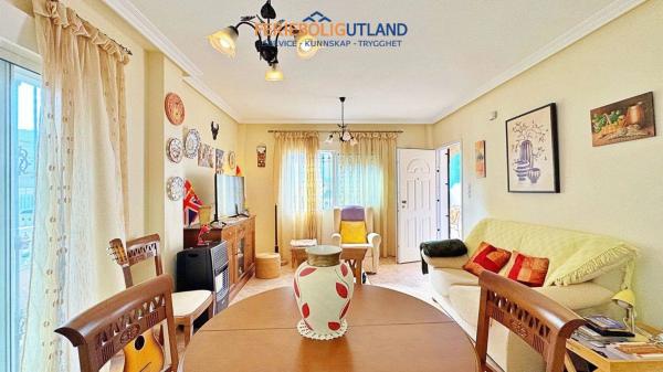 Chalet adosado en calle Vainilla s/n