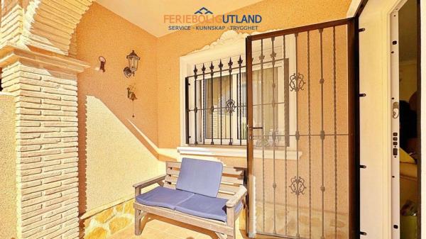 Chalet adosado en calle Vainilla s/n