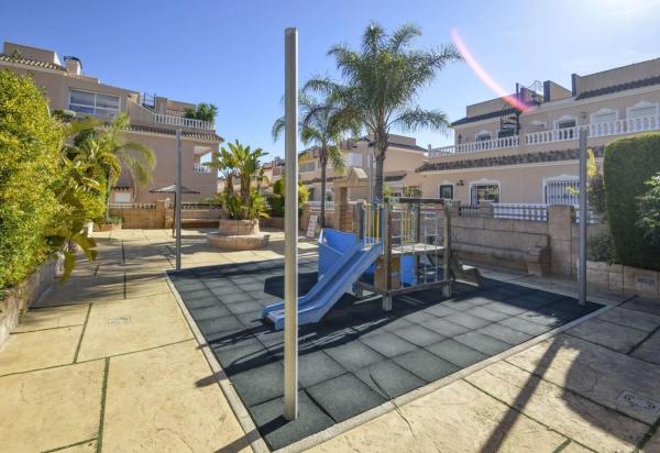 Chalet adosado en Polígono E-2 el Barranco, 3 a