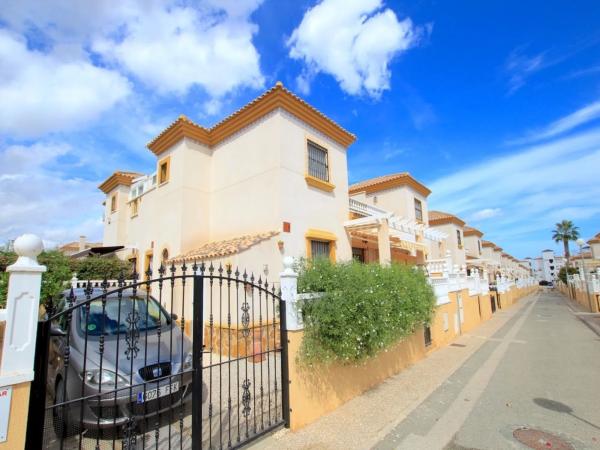 Chalet en Barrio Villamartín-Las Filipinas