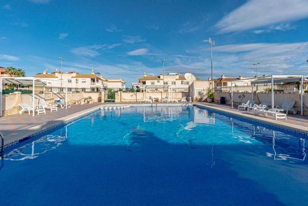 Ático en Barrio Villamartín-Las Filipinas