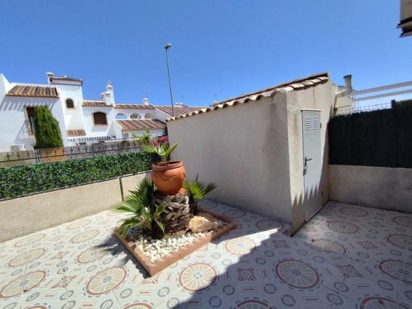 Chalet en calle la Boheme, 26