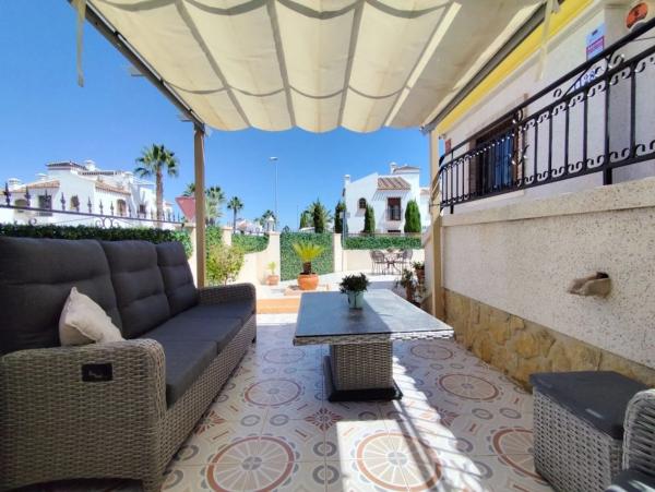 Chalet en calle la Boheme, 26