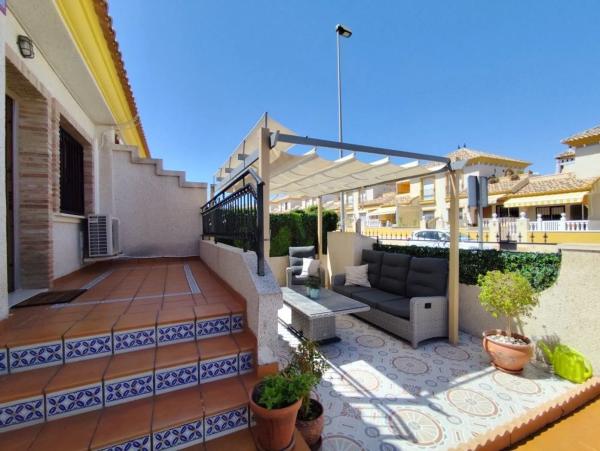 Chalet en calle la Boheme, 26