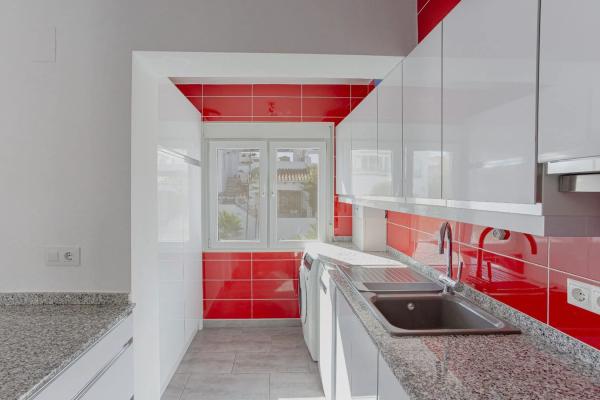 Chalet pareado en calle Pablo Casals, 215