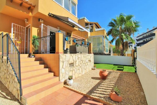 Chalet en Barrio Villamartín-Las Filipinas