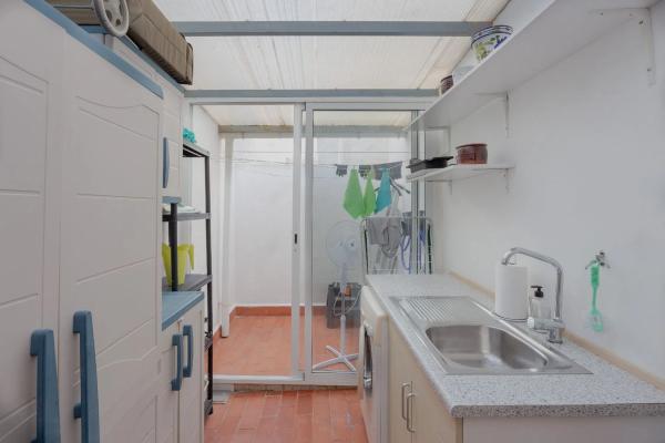 Chalet pareado en calle Velázquez V. Costa