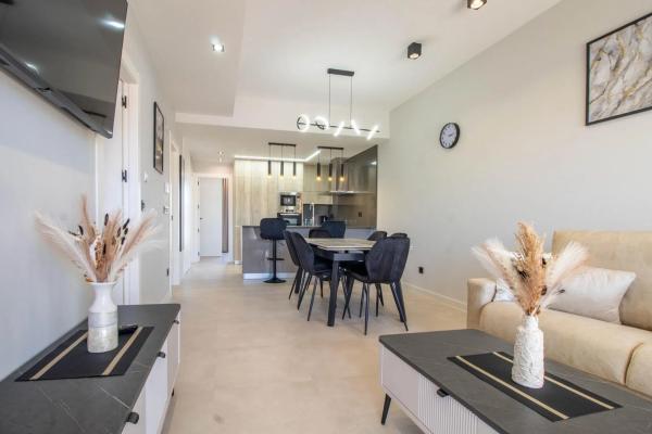 Piso en calle Torre de Pisa s/n