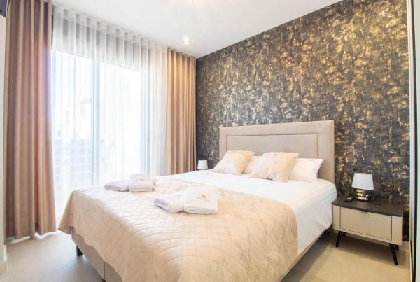 Piso en calle Torre de Pisa s/n