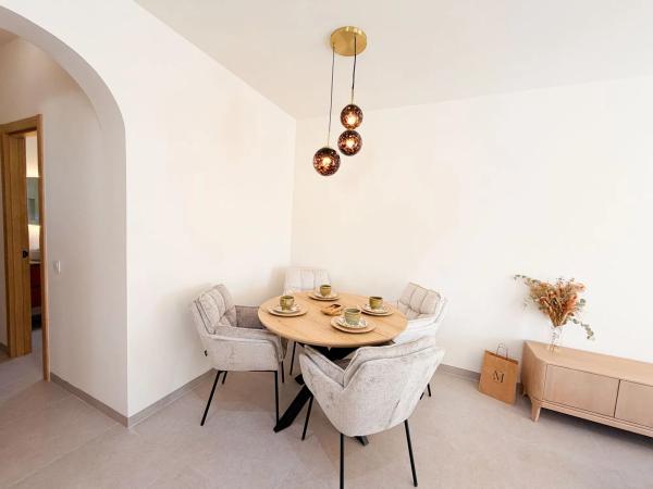 Casa independiente en calle Clementina, 21