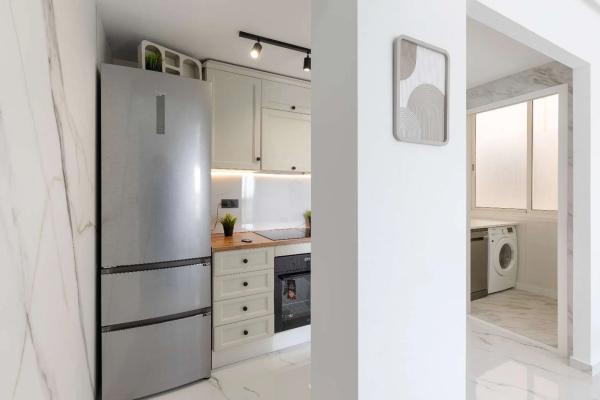 Piso en calle Pino Piñonero, 2