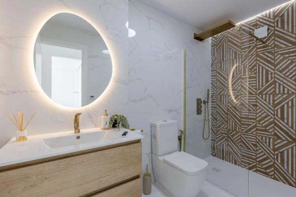 Piso en calle Pino Piñonero, 2