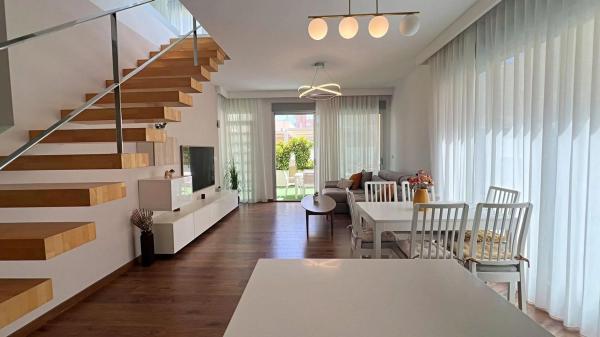 Casa independiente en calle Goteborg, 65