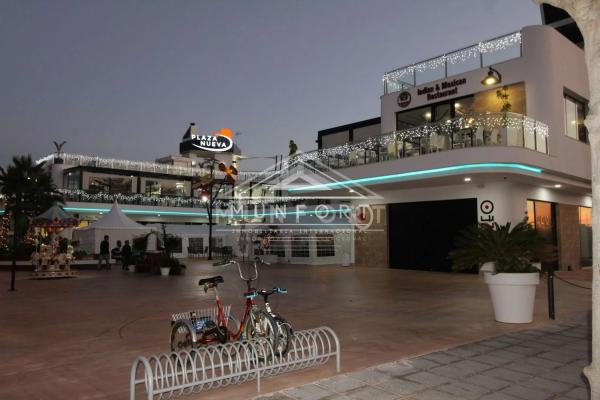 Chalet en Zona Pueblo