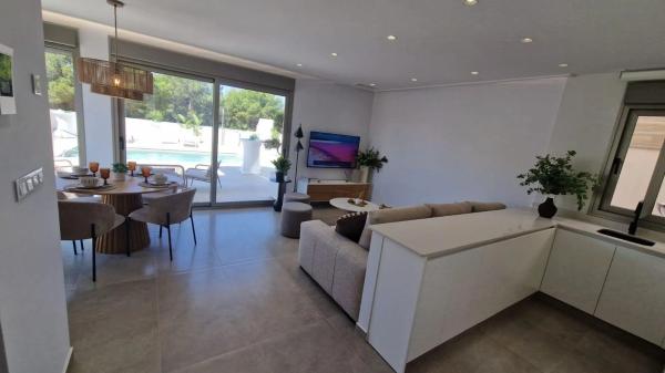 Casa independiente en calle Diego Borrego