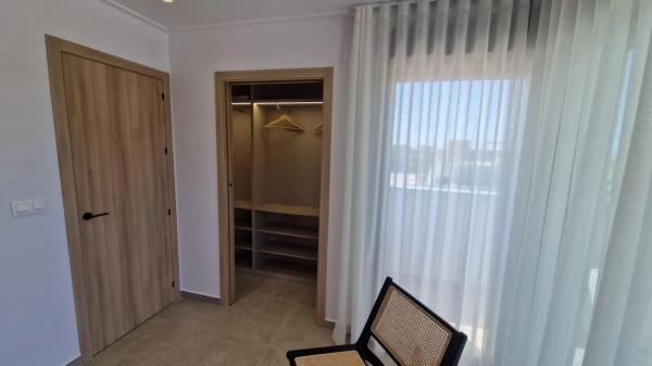 Casa independiente en calle Diego Borrego