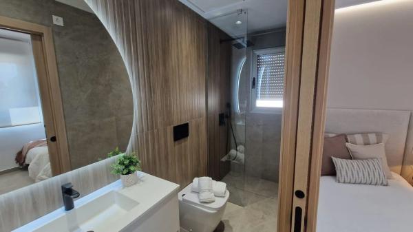 Casa independiente en calle Diego Borrego