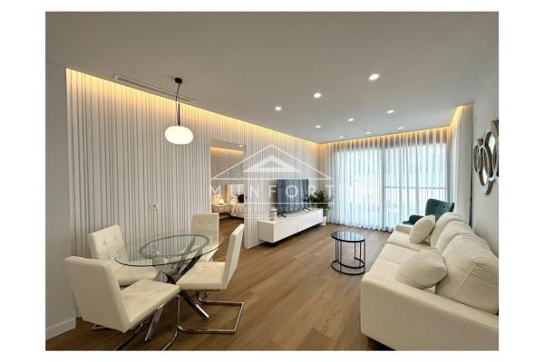 Chalet en Zona Pueblo