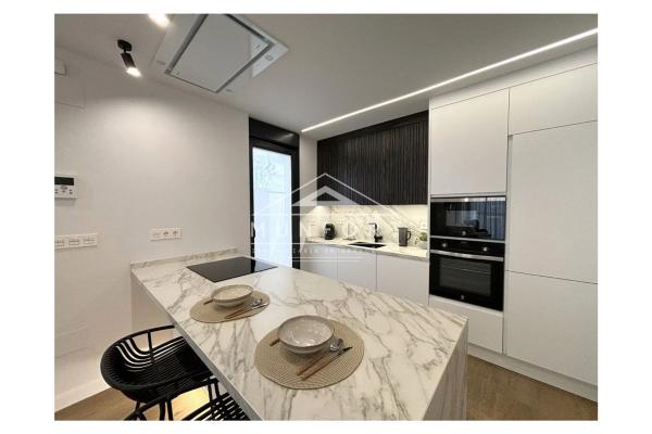 Chalet en Zona Pueblo