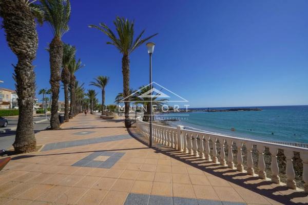 Chalet en Zona Pueblo