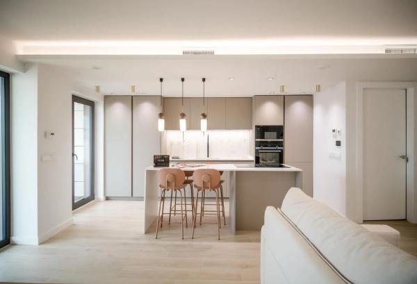 Chalet adosado en calle Comunidad Castellano-Mancheg