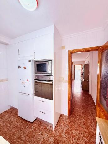 Casa independiente en avenida de Levante