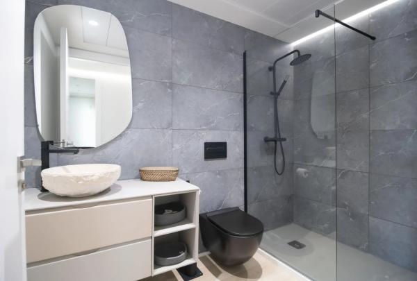 Chalet adosado en calle Comunidad Castellano-Mancheg