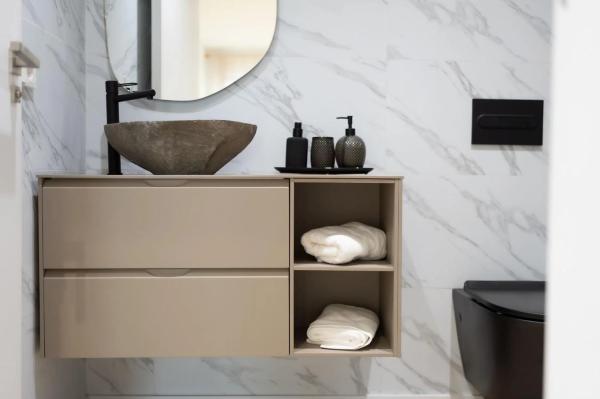 Chalet adosado en calle Comunidad Castellano-Mancheg