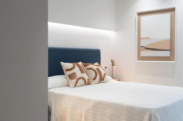 Chalet adosado en calle Comunidad Castellano-Mancheg