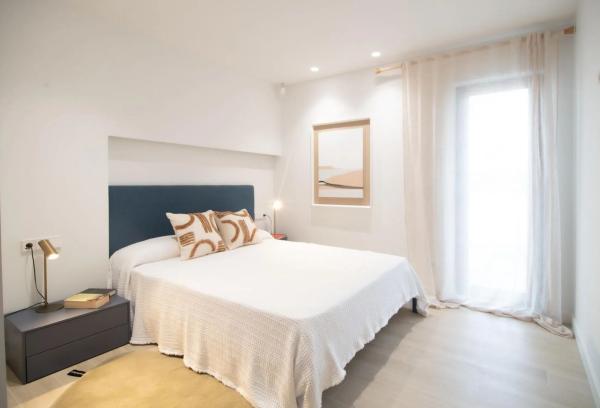 Chalet adosado en calle Comunidad Castellano-Mancheg