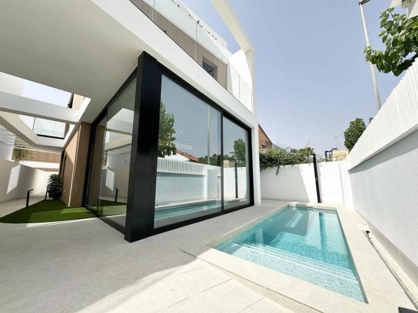 Casa independiente en calle Duque de Ahumada