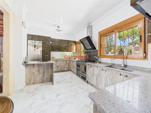 Chalet en avenida Pino del p C