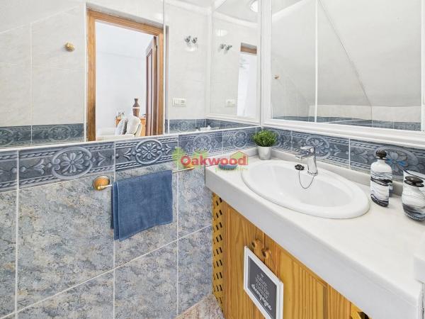 Chalet adosado en calle Albahaca