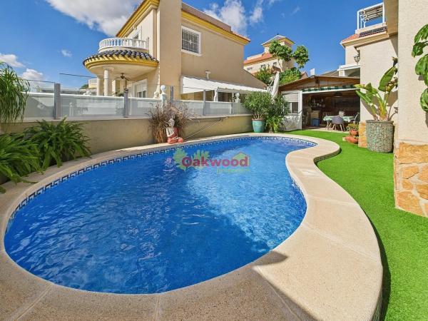 Chalet en calle Apio