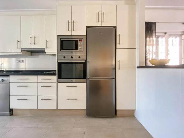 Chalet adosado en calle Ancla