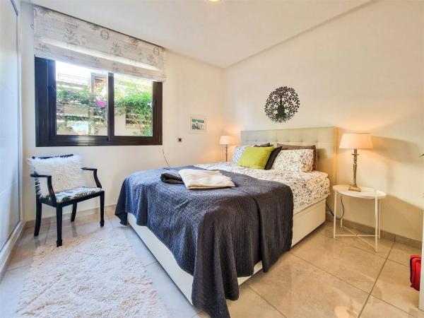 Casa independiente en calle Corbeta