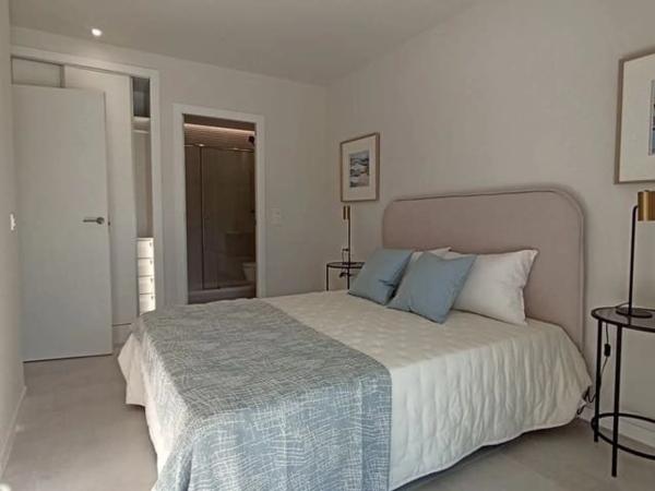 Piso en avenida de Holanda