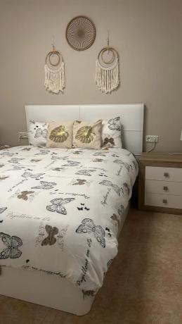 Casa independiente en calle Sierra de Segura, 8