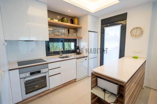 Casa independiente en calle Numero 5, 20 -30