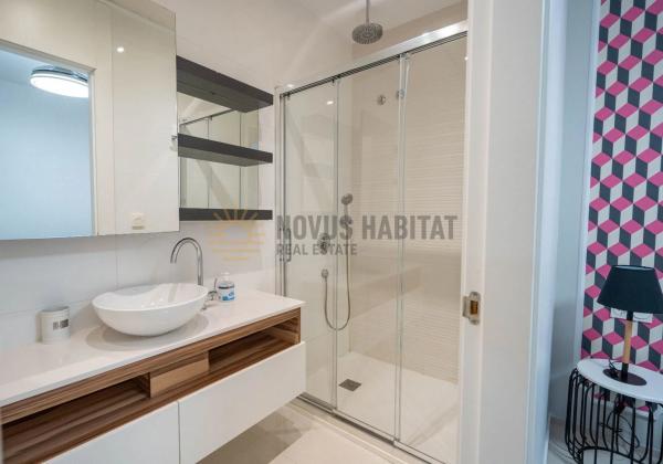 Casa independiente en calle Numero 5, 20 -30