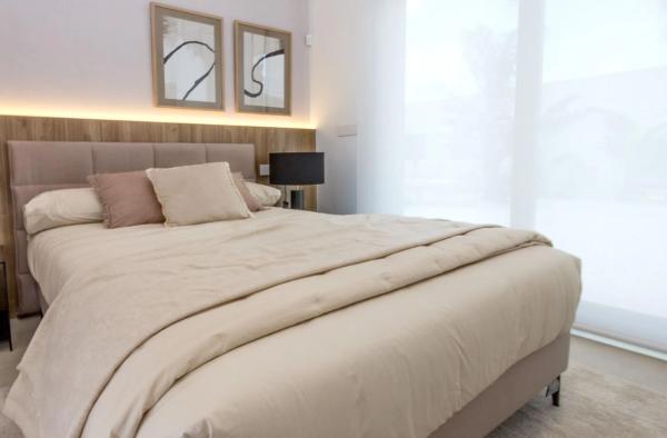 Casa independiente en calle Sorolla s/n