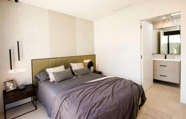 Casa independiente en calle Sorolla s/n