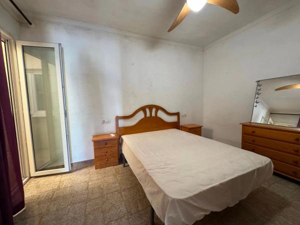 Chalet pareado en plaza de Las Costas, 48