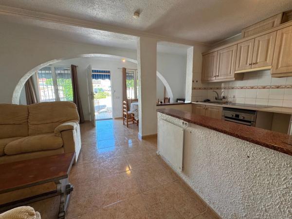 Chalet pareado en plaza de Las Costas, 48