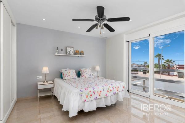 Casa independiente en calle Murillo