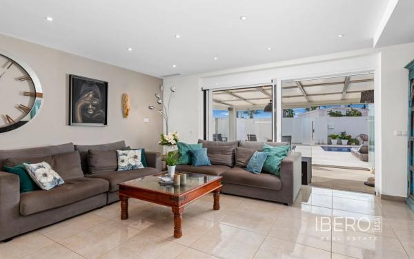 Casa independiente en calle Murillo