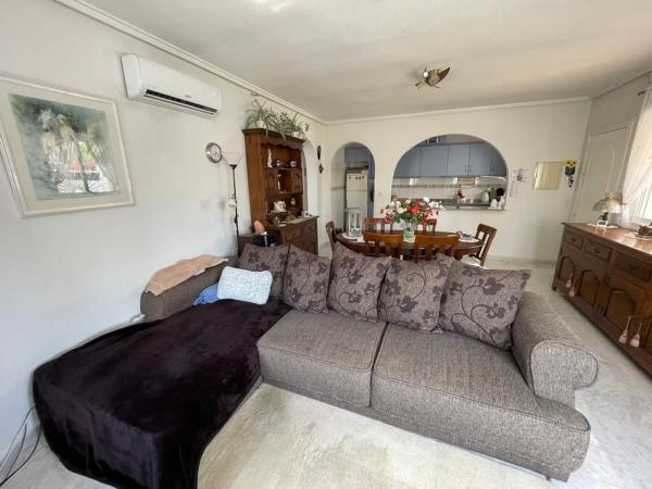 Casa independiente en calle Africa, 757